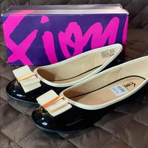 Fioni Camila Black Flats size 6.5